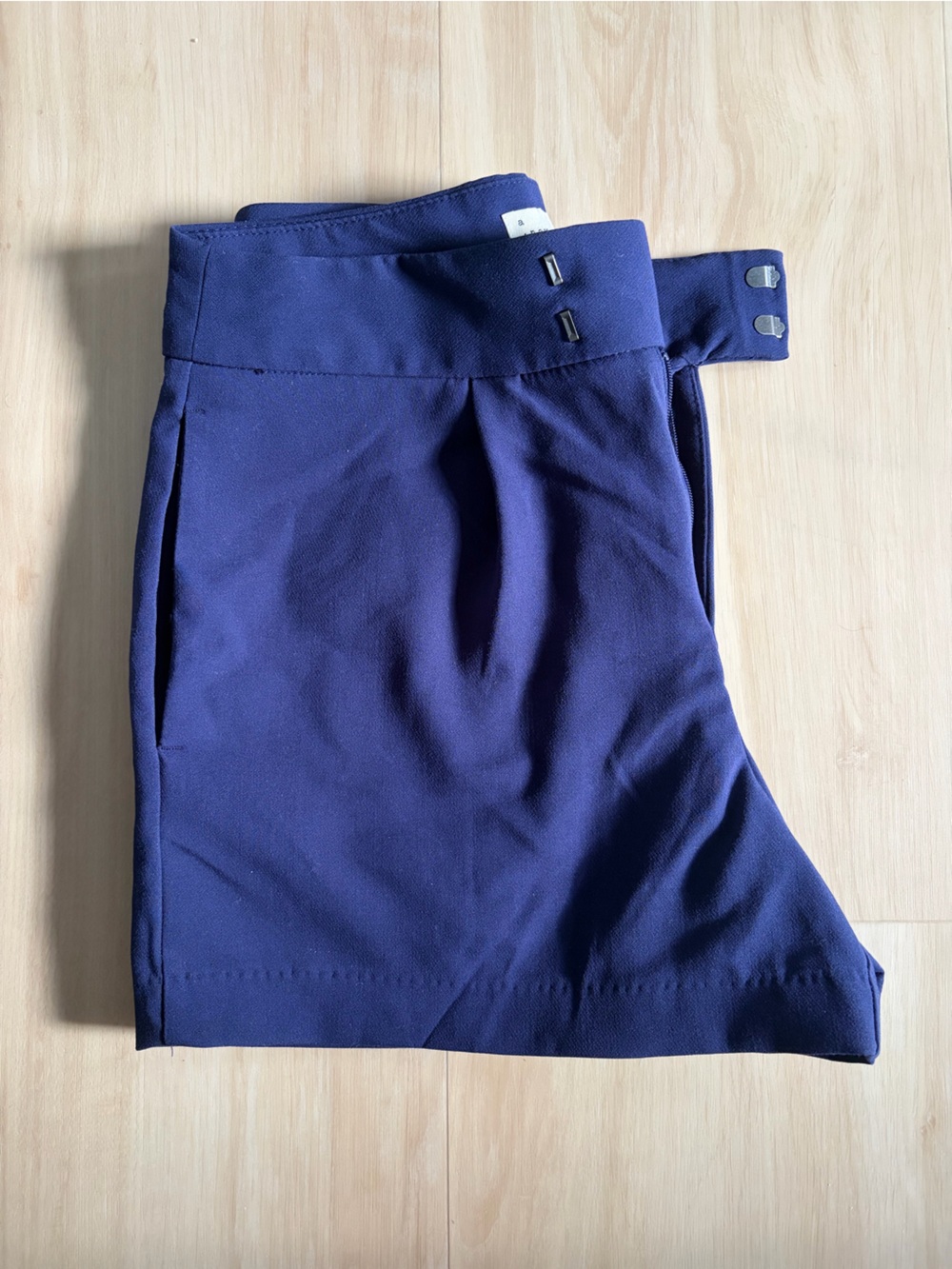 NWOT Women’s High-Rise Tailored Dressy Shorts 4" - A New Day